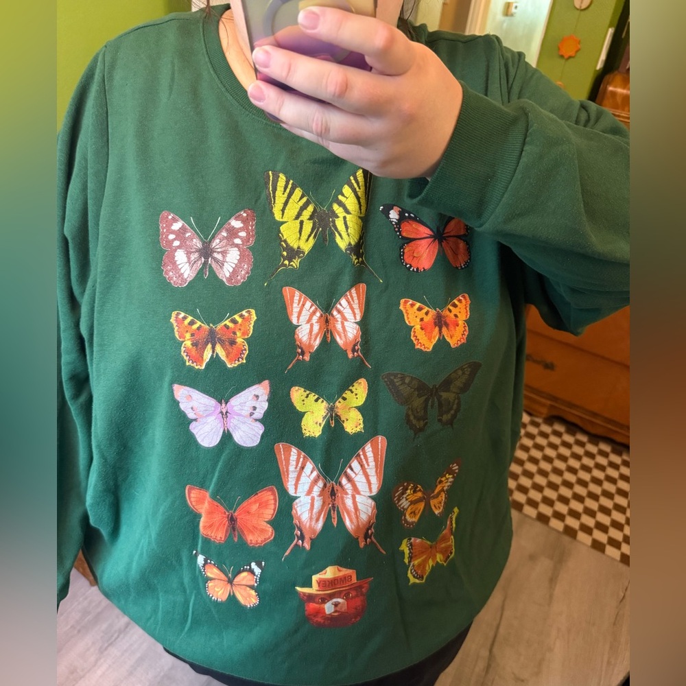 Smokey The Bear & Butterfly Print Green Sweatshirt